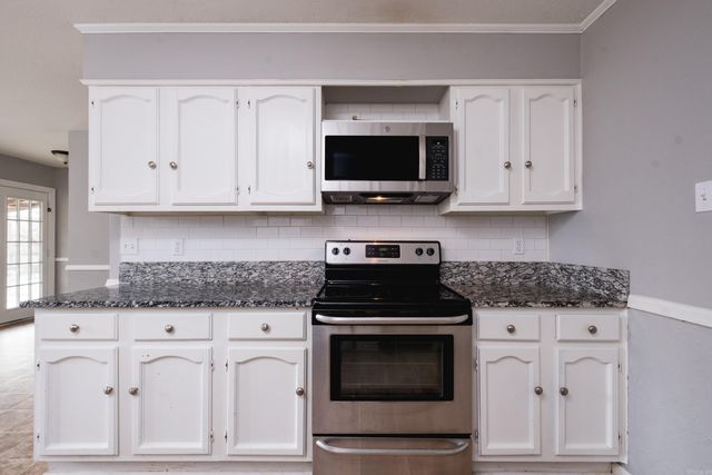 29 Oak Tree Circle, North Little Rock, AR 72116