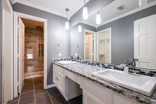 29 Oak Tree Circle, North Little Rock, AR 72116