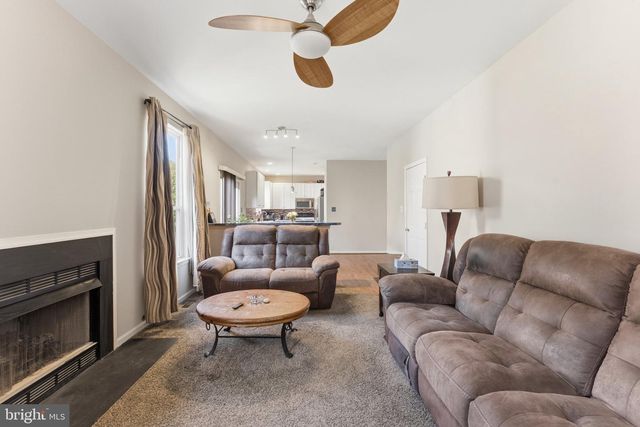 78 STONEHAM DR, Delran Twp, NJ 08075