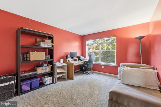 78 STONEHAM DR, Delran Twp, NJ 08075