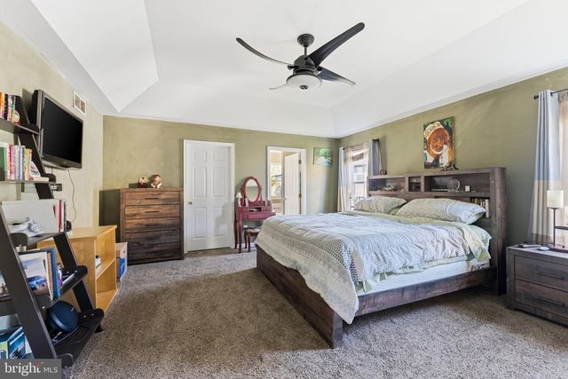 78 STONEHAM DR, Delran Twp, NJ 08075