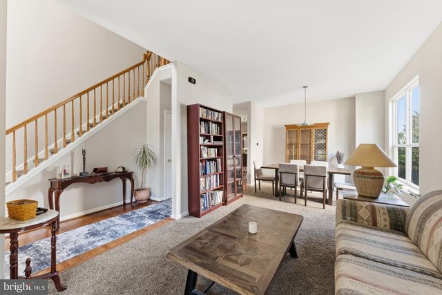 78 STONEHAM DR, Delran Twp, NJ 08075