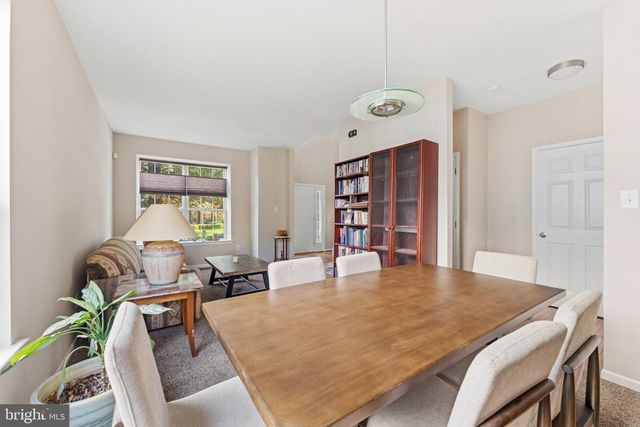 78 STONEHAM DR, Delran Twp, NJ 08075