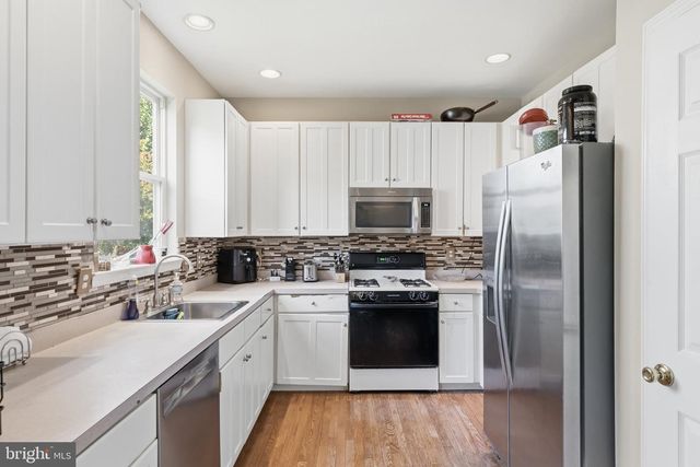 78 STONEHAM DR, Delran Twp, NJ 08075
