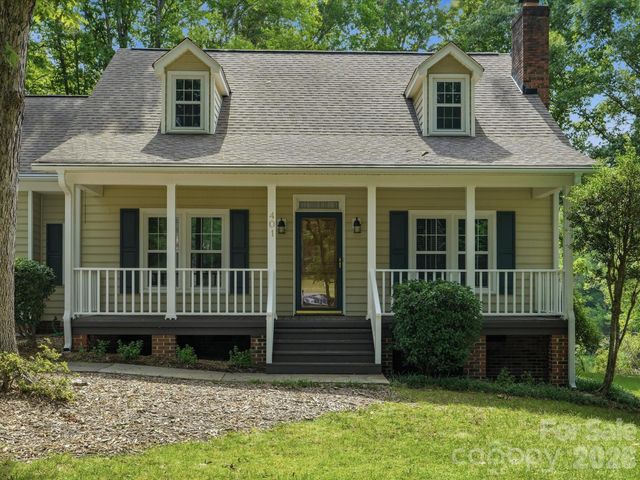 401 Brenwyck Court, Matthews, NC 28105