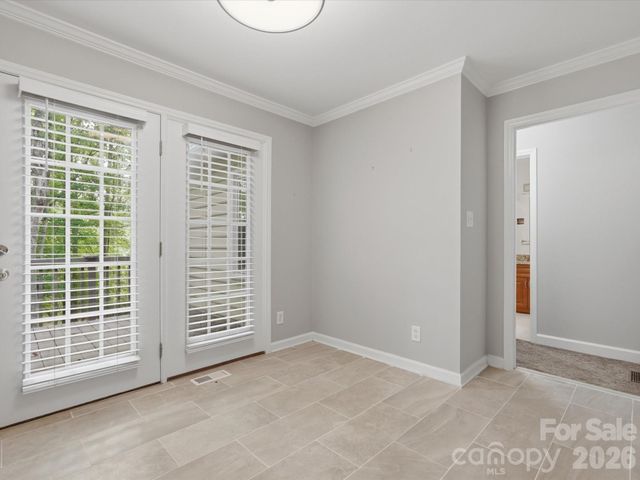 401 Brenwyck Court, Matthews, NC 28105