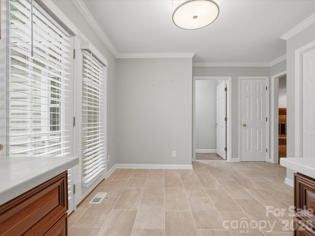 401 Brenwyck Court, Matthews, NC 28105