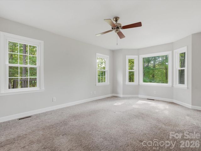 401 Brenwyck Court, Matthews, NC 28105