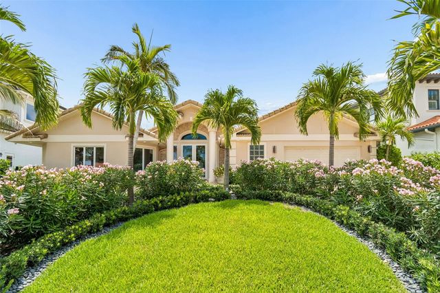 2038 CAROLINA AVENUE NE, St Petersburg, FL 33703