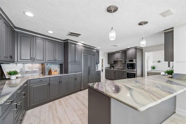 2038 CAROLINA AVENUE NE, St Petersburg, FL 33703