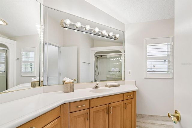 2038 CAROLINA AVENUE NE, St Petersburg, FL 33703
