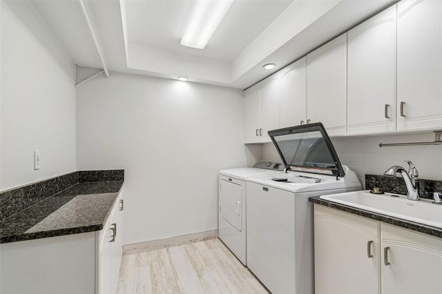 2038 CAROLINA AVENUE NE, St Petersburg, FL 33703