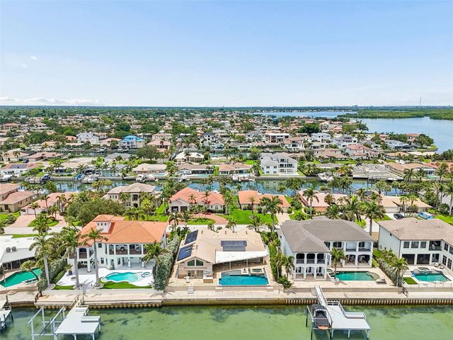 2038 CAROLINA AVENUE NE, St Petersburg, FL 33703