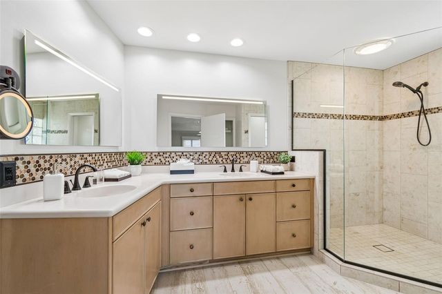 2038 CAROLINA AVENUE NE, St Petersburg, FL 33703