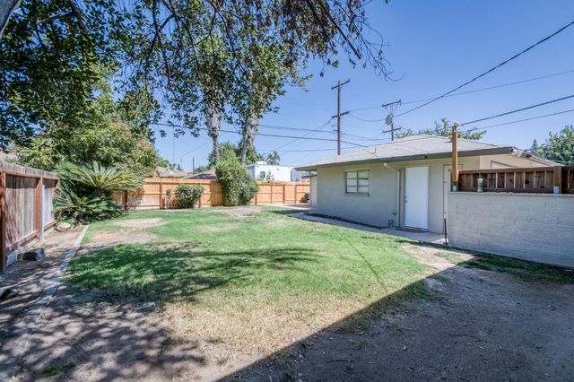 1506 W University Avenue, Fresno, CA 93705