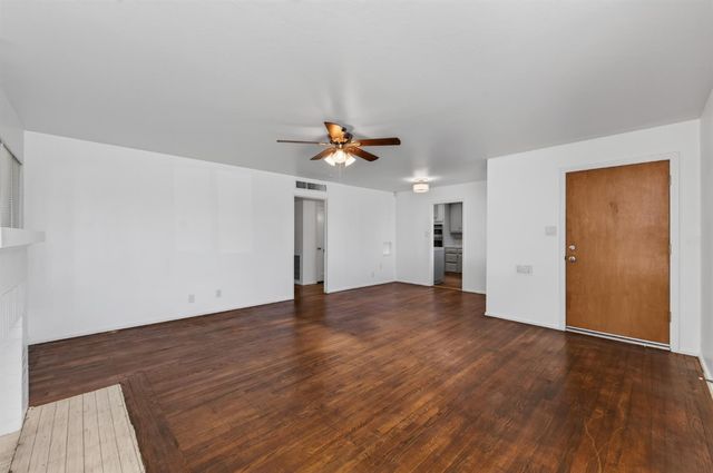 1506 W University Avenue, Fresno, CA 93705