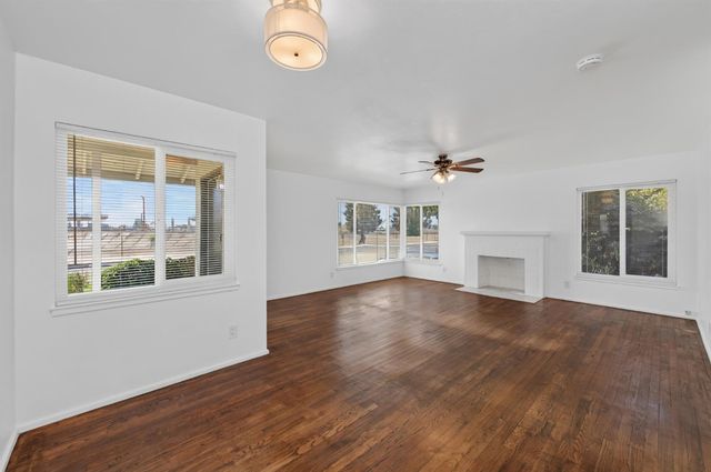 1506 W University Avenue, Fresno, CA 93705