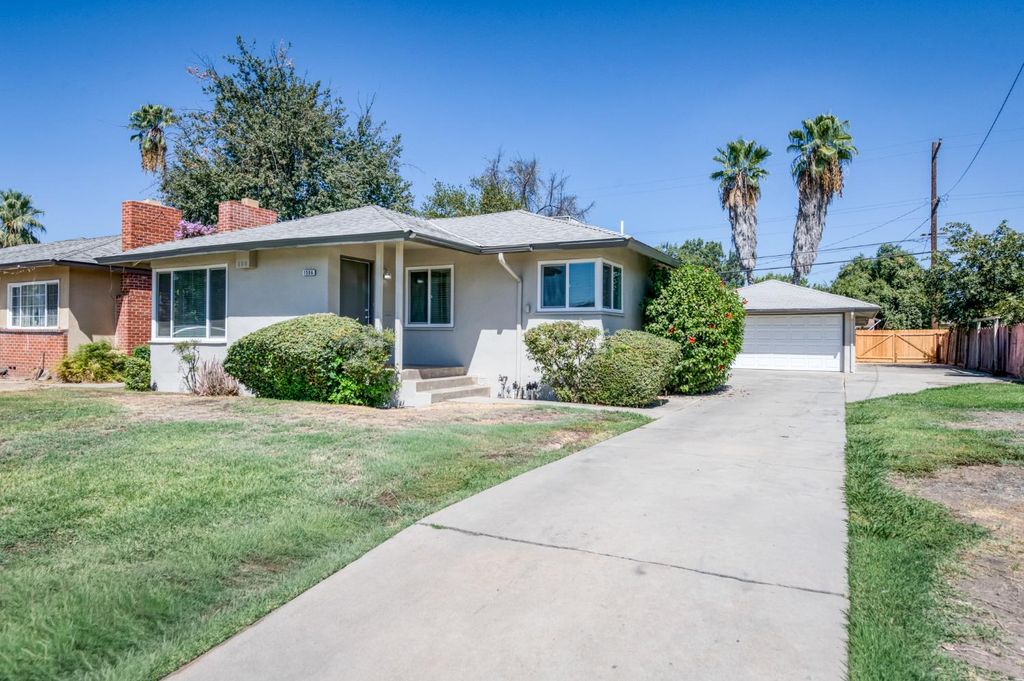 1506 W University Avenue, Fresno, CA 93705