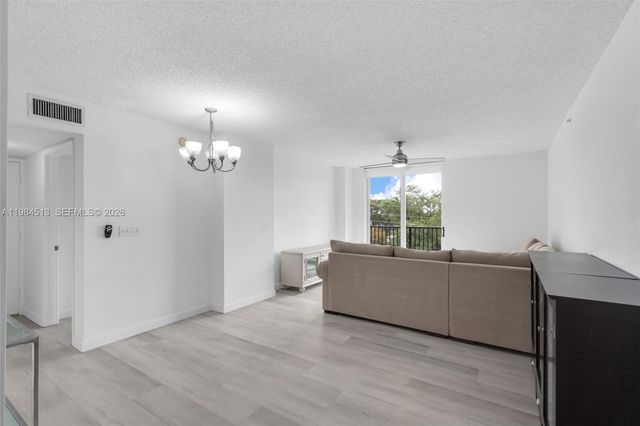 520 SE 5th Ave 1307, Fort Lauderdale, FL 33301