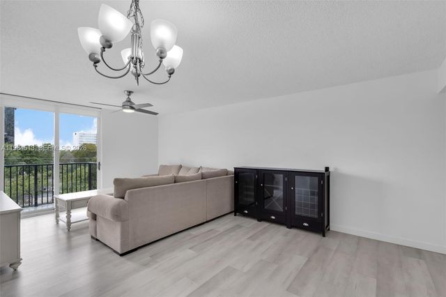 520 SE 5th Ave 1307, Fort Lauderdale, FL 33301