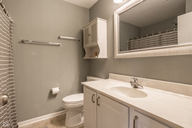 9572 Chalmers Street, Fishers, IN 46038