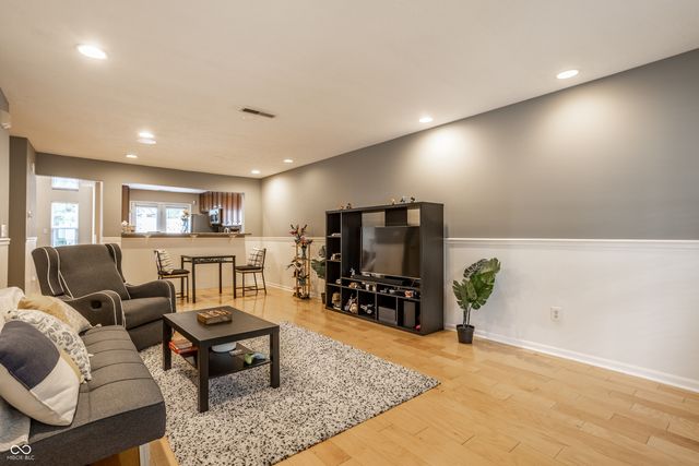 9572 Chalmers Street, Fishers, IN 46038