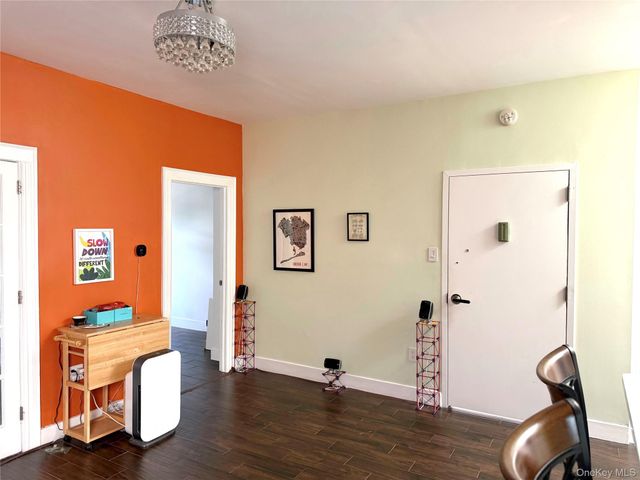51-56 48th Street 2nd Flr, Woodside, NY 11377