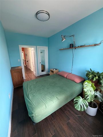 51-56 48th Street 2nd Flr, Woodside, NY 11377