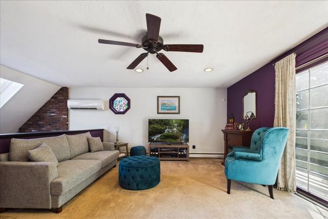 34 Skylark Ave, Plymouth, MA 02360