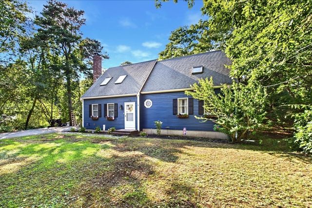 34 Skylark Ave, Plymouth, MA 02360
