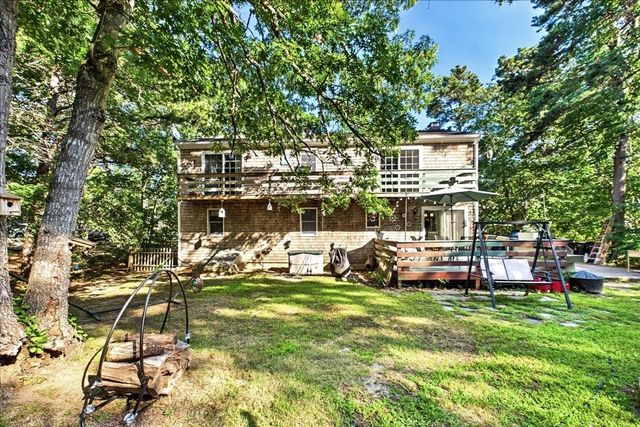 34 Skylark Ave, Plymouth, MA 02360