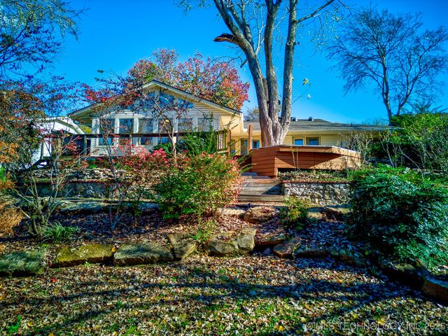 6738 S Louisville Avenue, Tulsa, OK 74136