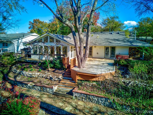 6738 S Louisville Avenue, Tulsa, OK 74136