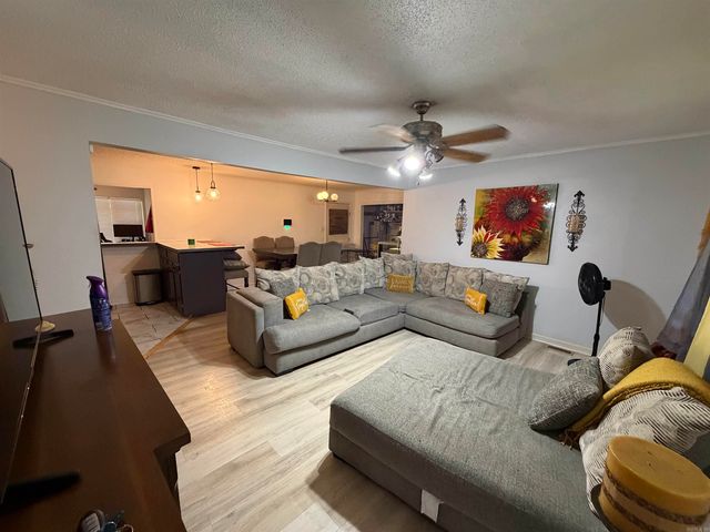 5812 Del Prado Drive, North Little Rock, AR 72118
