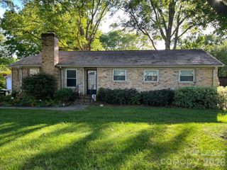 1116 Bevis Drive, Charlotte, NC 28209