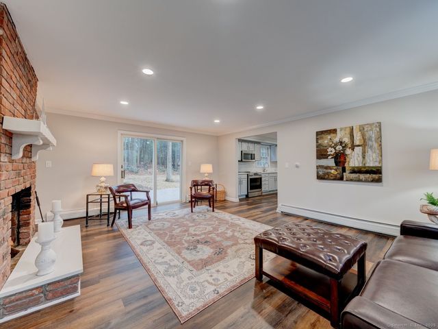 143 Juniper Drive, Avon, CT 06001