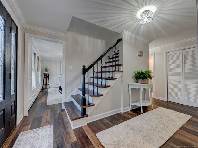 143 Juniper Drive, Avon, CT 06001
