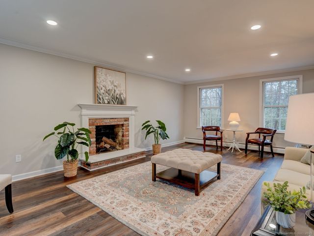 143 Juniper Drive, Avon, CT 06001