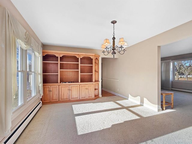 1617 S 17th Avenue, Escanaba, MI 49829