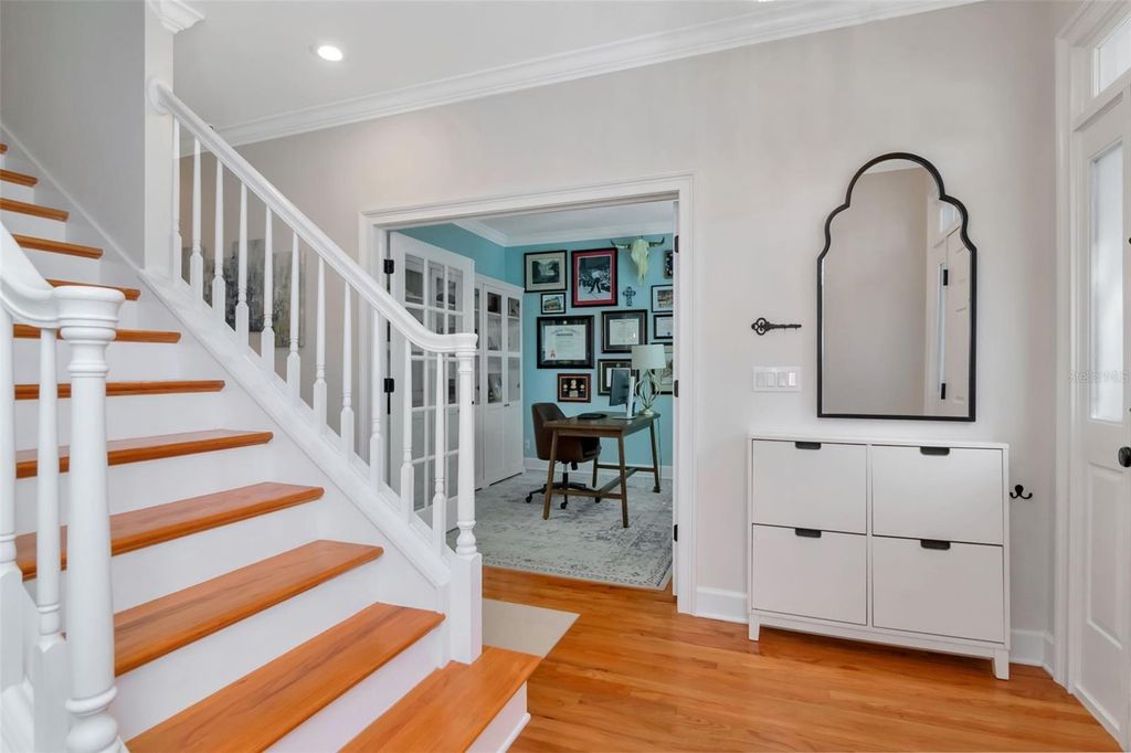 Image 27 of property listing at 4703 S DAUPHIN AVENUE, Tampa, FL 33611