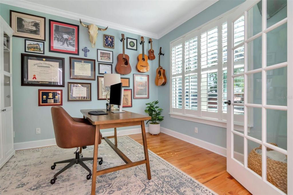 Image 37 of property listing at 4703 S DAUPHIN AVENUE, Tampa, FL 33611