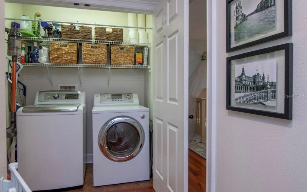 Image 43 of property listing at 4703 S DAUPHIN AVENUE, Tampa, FL 33611