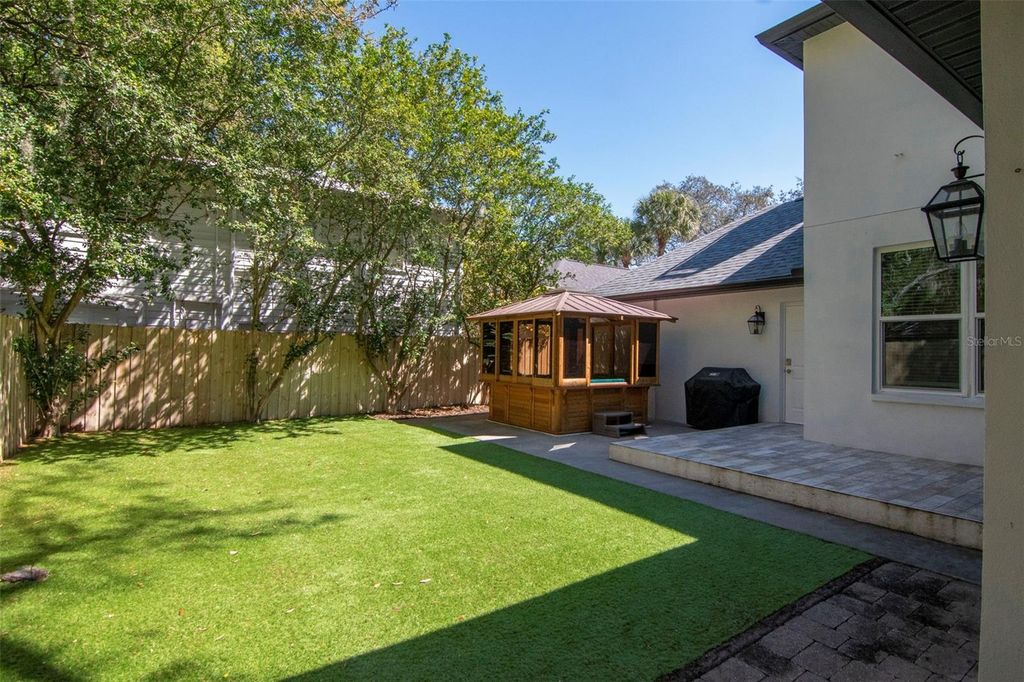 Image 44 of property listing at 4703 S DAUPHIN AVENUE, Tampa, FL 33611