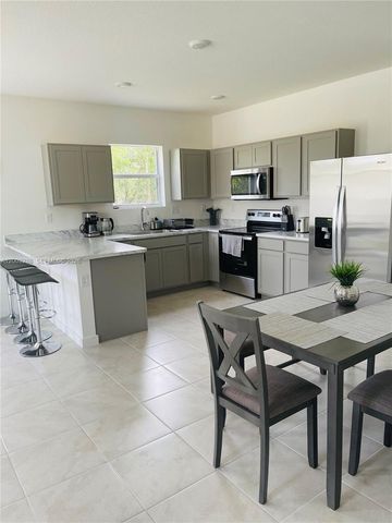 916 SE 19th Street 916, Homestead, FL 33034