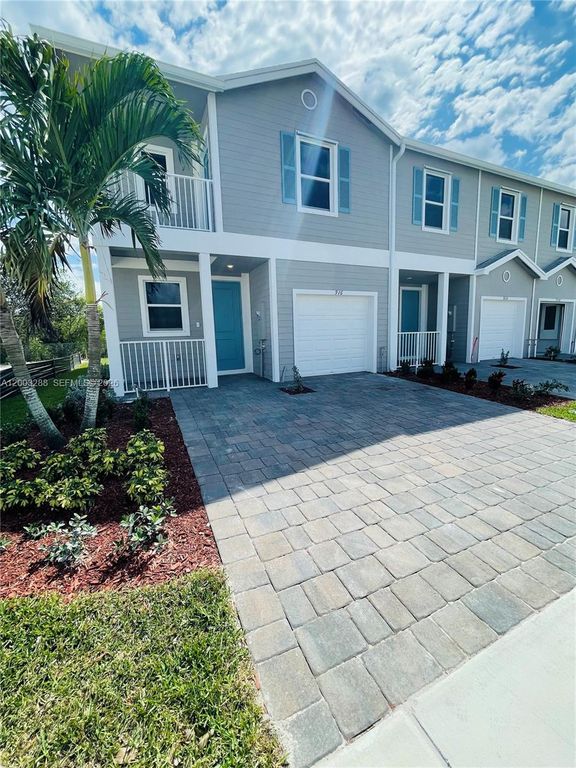 916 SE 19th Street 916, Homestead, FL 33034