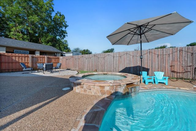 501 N Mount Street, Fairfield, TX 75840