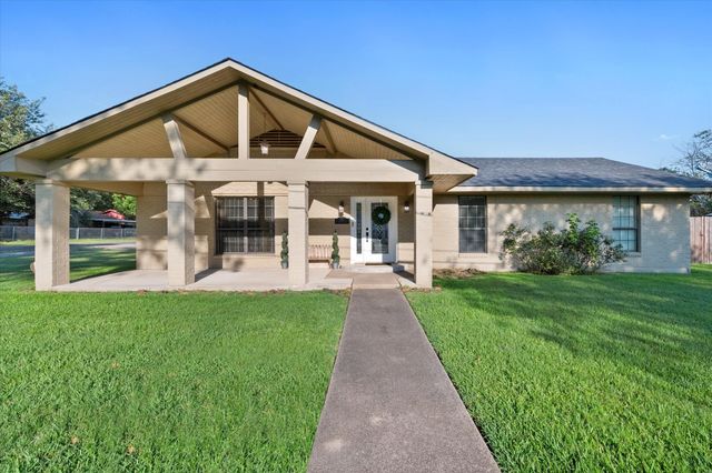 501 N Mount Street, Fairfield, TX 75840