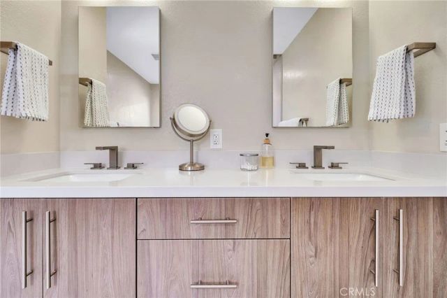 6055 Chesteroark, Lakewood, CA 90713