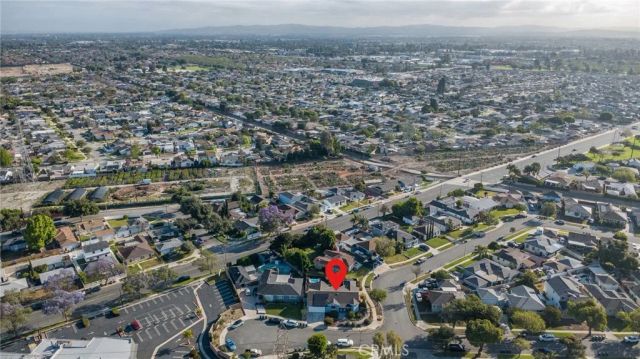 6055 Chesteroark, Lakewood, CA 90713