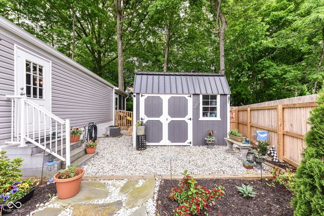 30 Blue Water Drive, Cicero, IN 46034
